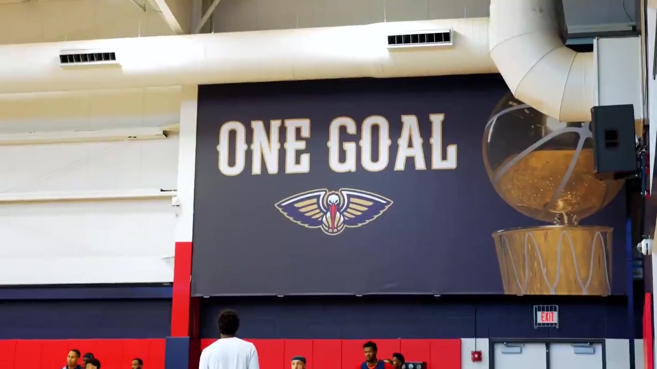 鵜鶘隊(duì)內(nèi)開練普爾指揮交通瘦身后的錫安展現(xiàn)炸裂扣籃