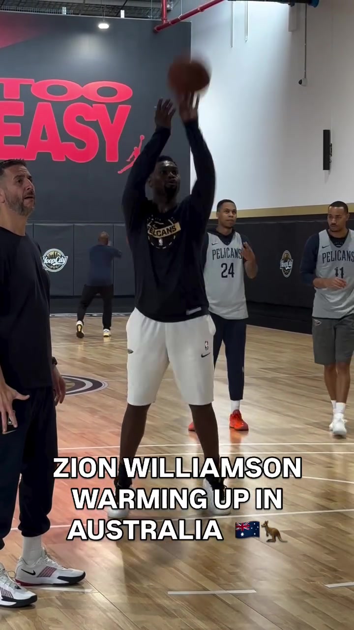 錫安現(xiàn)在真是瘦成一道閃電了新賽季突破時(shí)還有沖擊力么