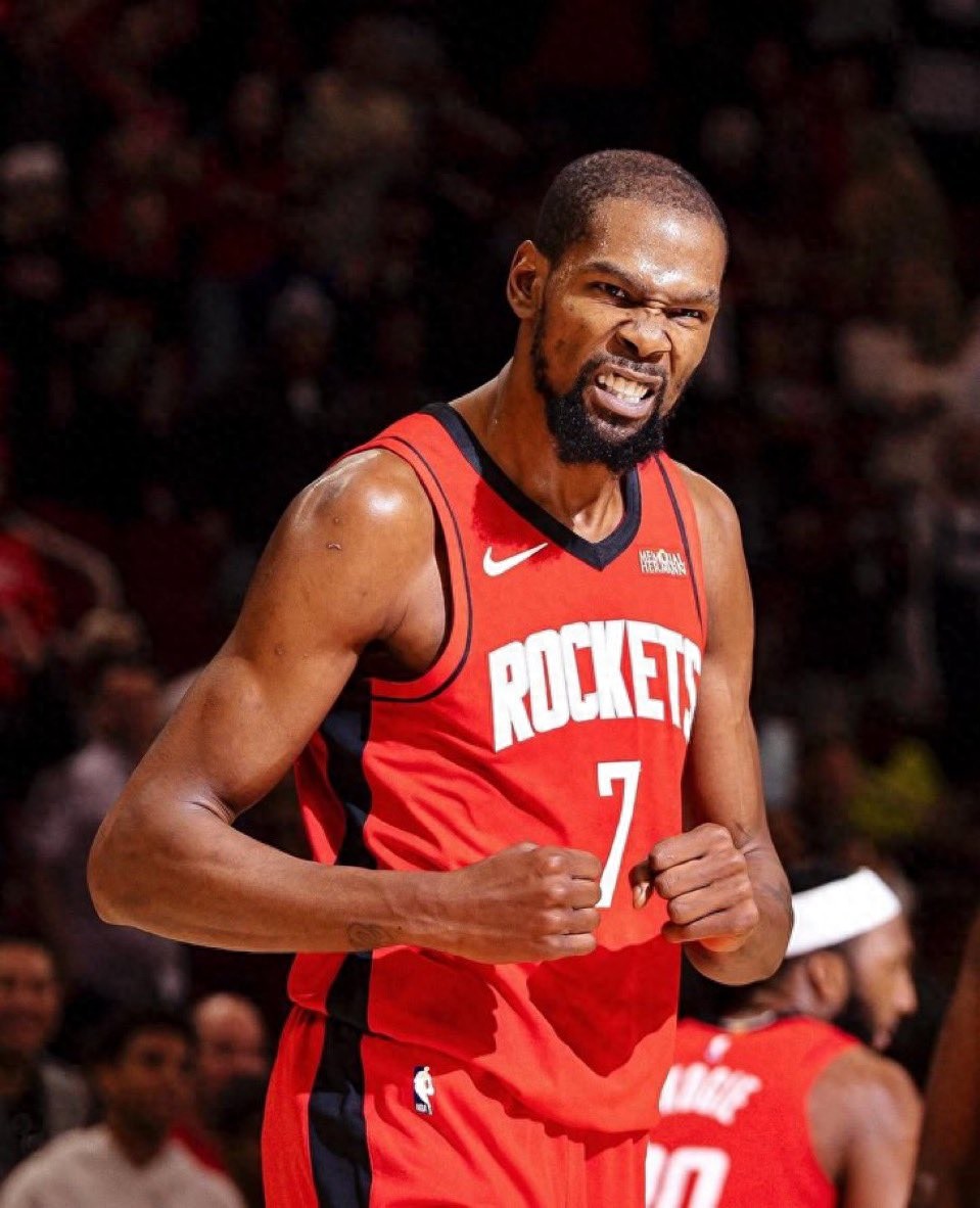 杜蘭特關(guān)鍵時(shí)刻球權(quán)只排火箭第三，不如申京和阿門