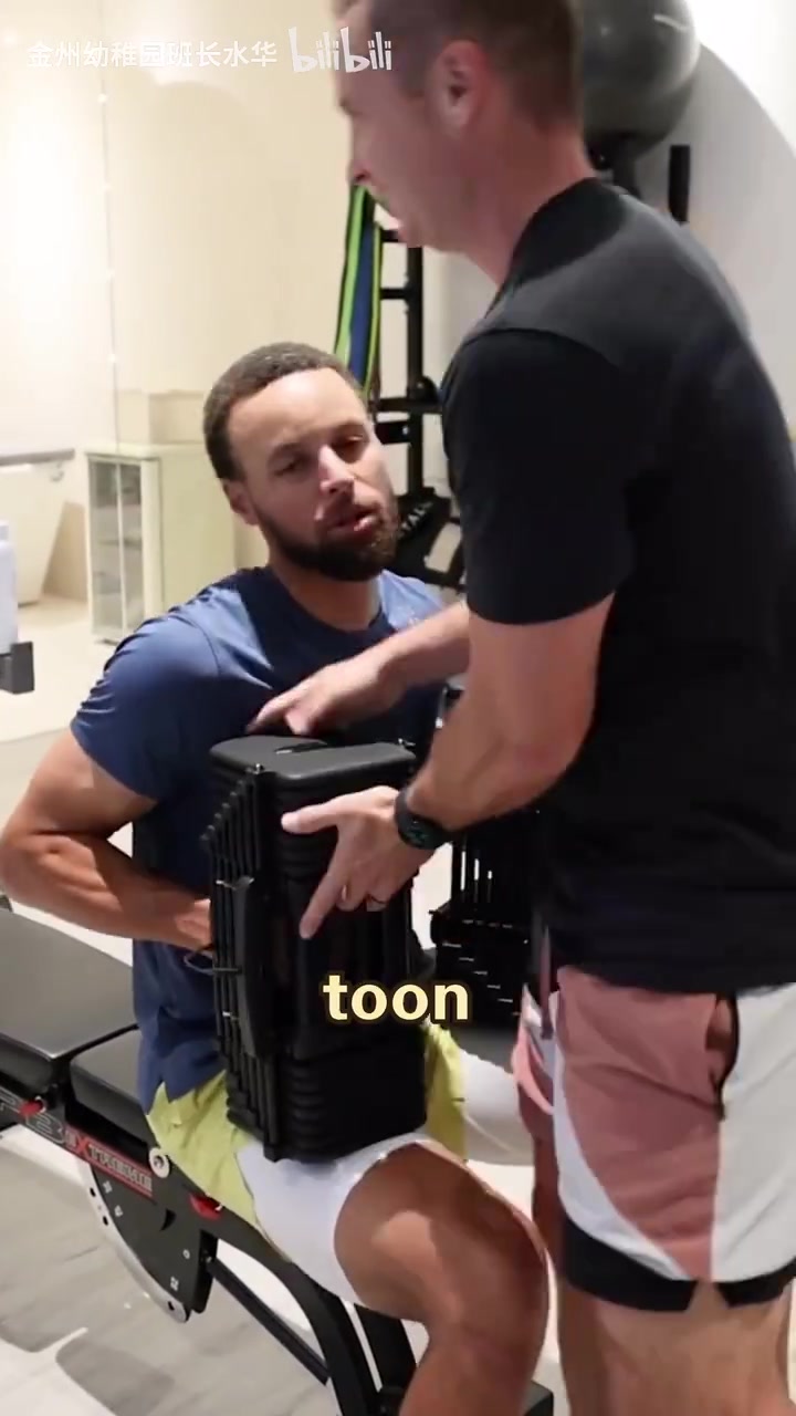 十年功勛球員離開了庫里在力量訓(xùn)練時想到了盧尼