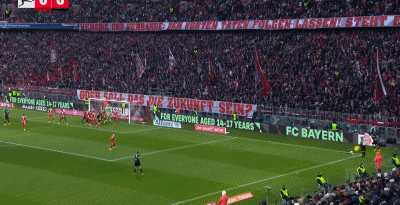 半場：拜仁2-2弗賴堡，卡爾、奧利塞分別傳射，鈴木唯人進(jìn)球