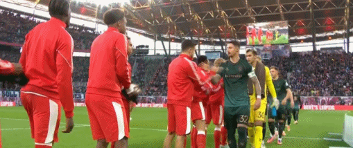 半場：萊比錫0-0不萊梅，巴克豪斯多次撲救