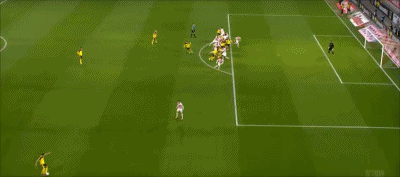 半場：多特1-0弗賴堡，本塞拜尼建功，丘庫埃梅卡造險